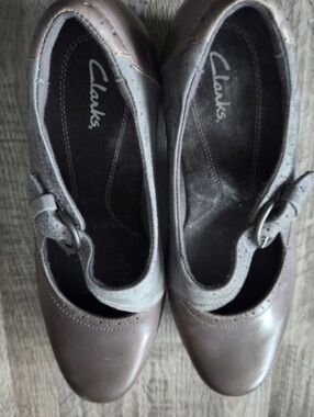 Clarks Size 10M Grey Brown Leather Mary Jane Brogue Oxford Heels Retro